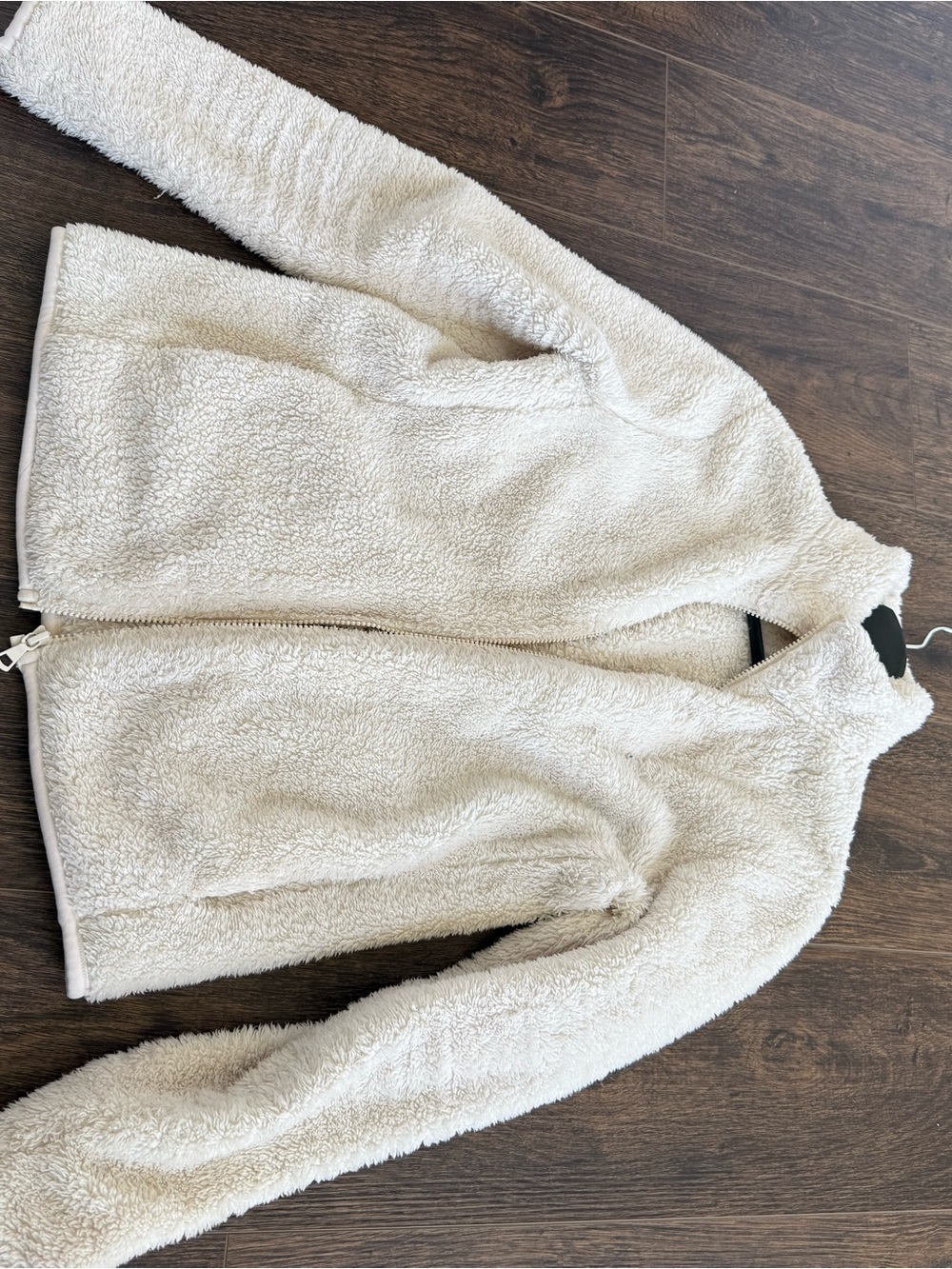 Uniqlo Cream Sherpa Full-Zip Jacket